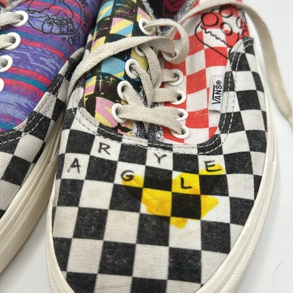 Vans Stranger Things Pizza Special Edition Size 9.5 Men and 11.0 Women's - Picture 6 of 11